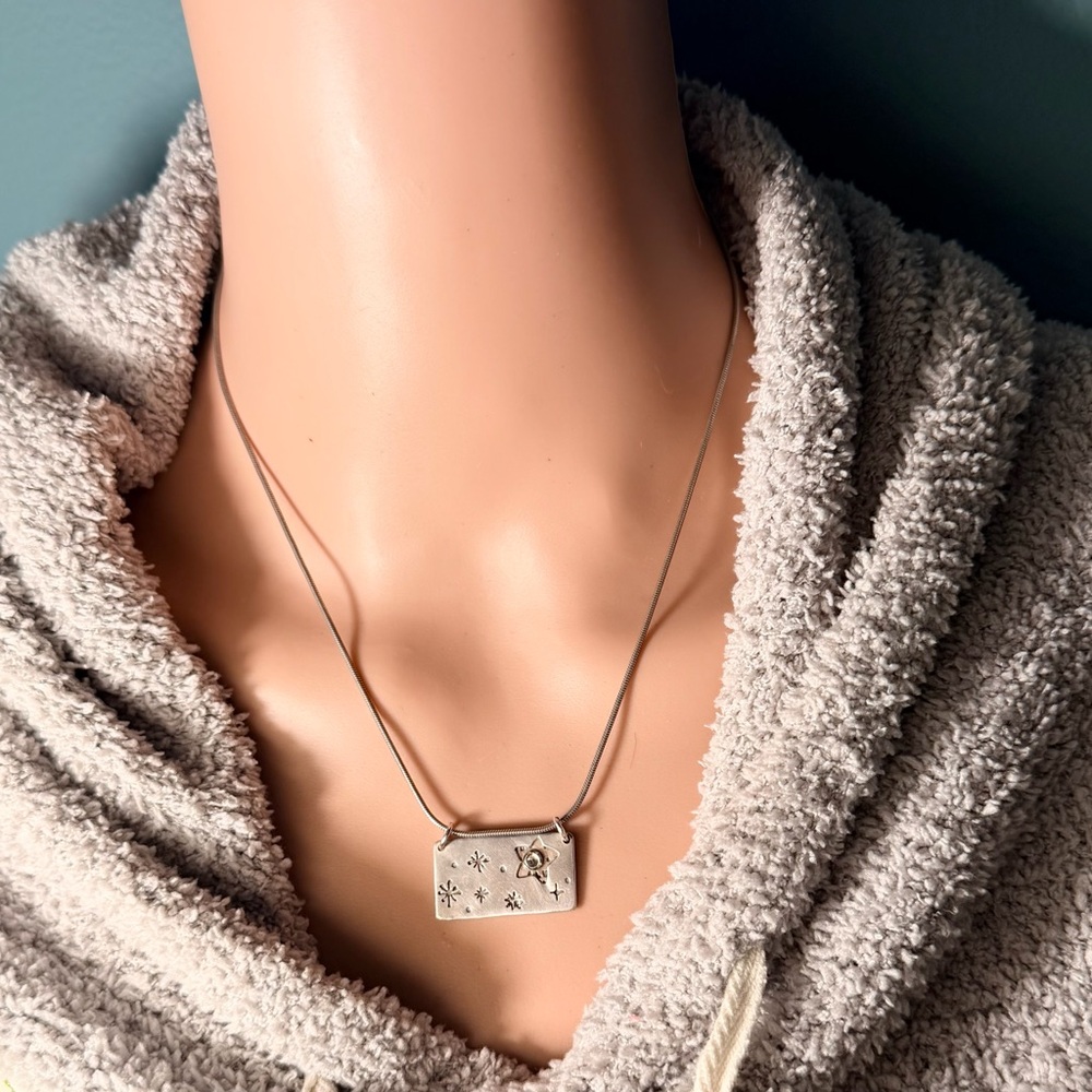 Sterling Silver Friends Starry Night Necklace with Quote - Picture 2 of 8
